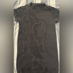 Vintage lululemon top